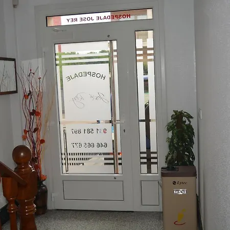 Konukevi Jose Rey 2*